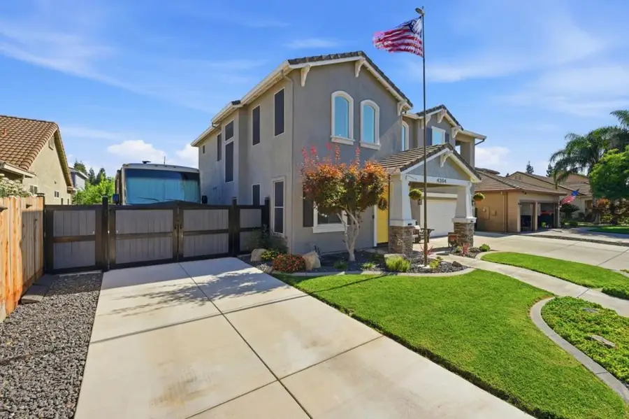 4304 Big Tree Court, Denair, CA 95316 - #3