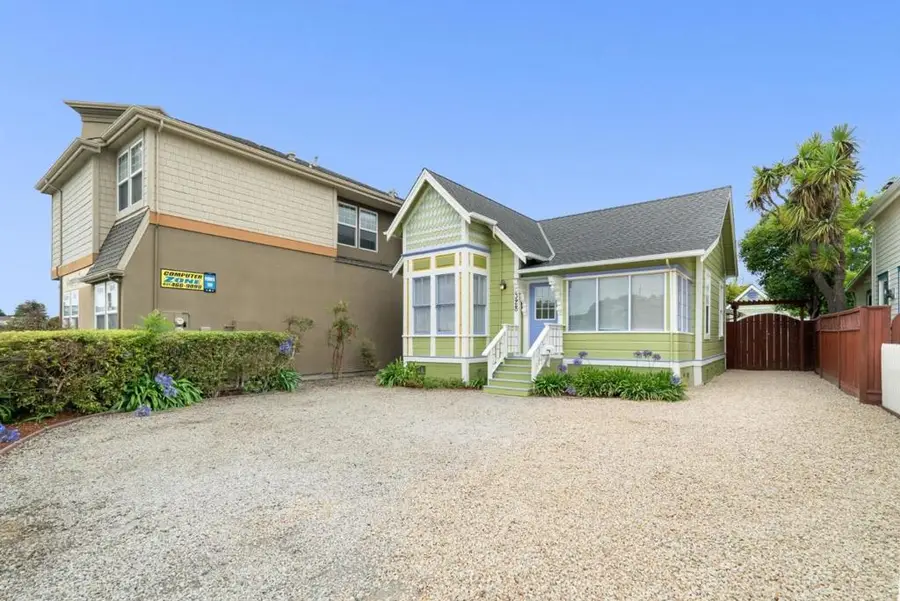 1328 Mission Street, Santa Cruz, CA 95060 - #2