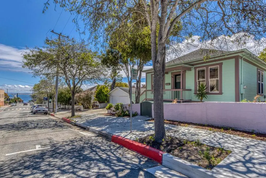 399 Hoffman Avenue, Monterey, CA 93940 - #1