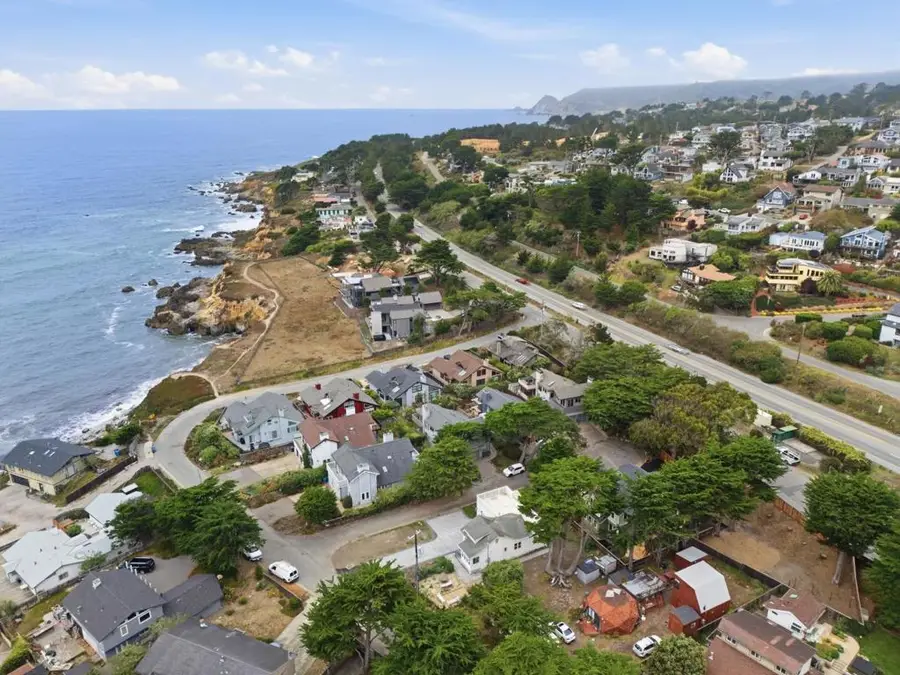 61 Wylvale Avenue, Moss Beach, CA 94038 - #2