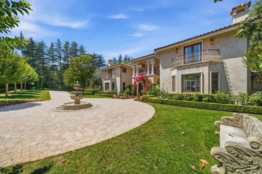 10285 Magdalena Road, Los Altos Hills, CA 94024 - #3