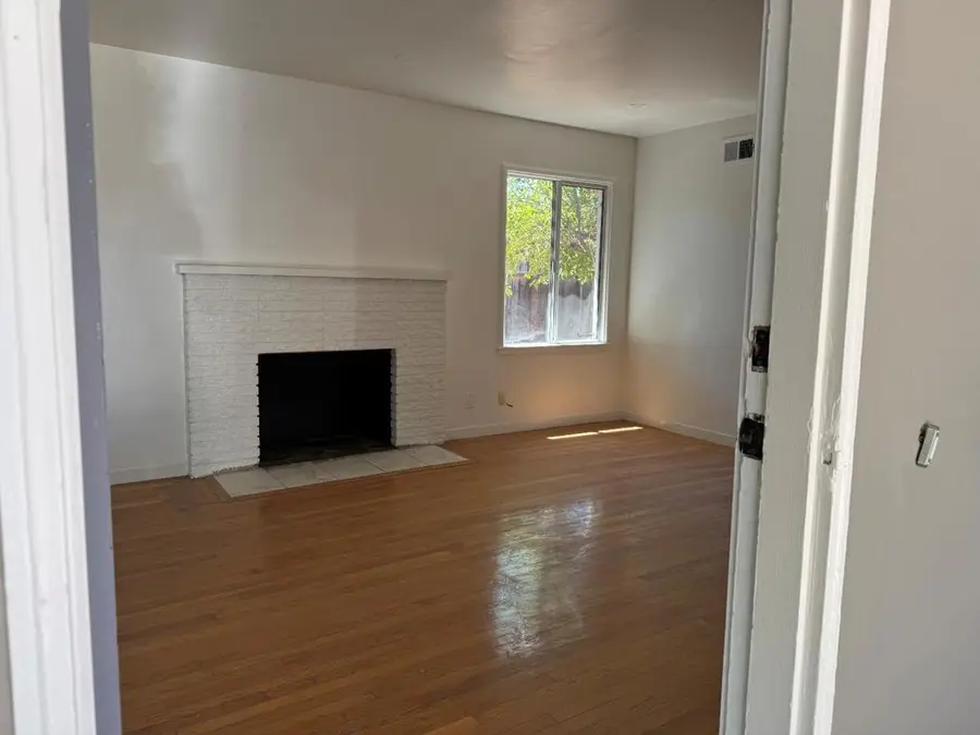 823 Cedar Street, Redwood City, CA 94063 - #3