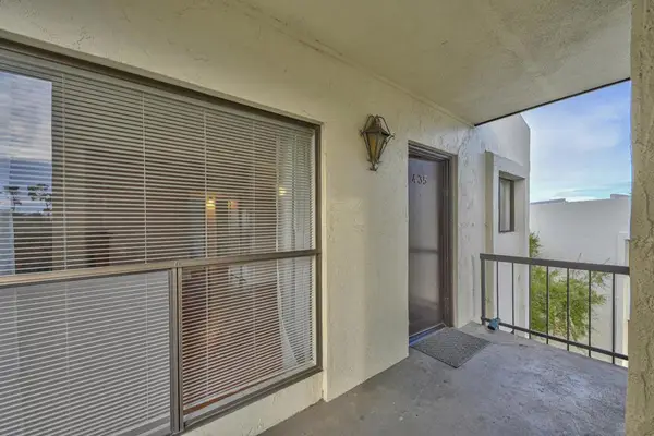 500 Glenwood Circle #435, Monterey, CA 93940