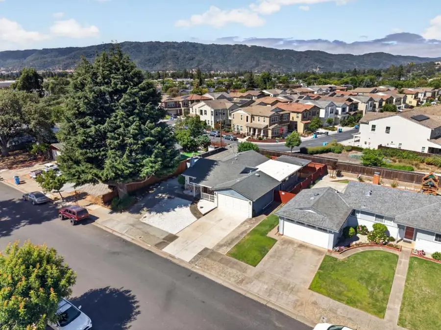 8431 Wayland Lane, Gilroy, CA 95020 - #3