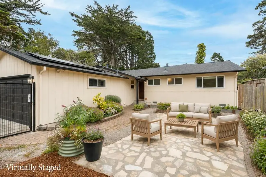 17 Toda Vista, Monterey, CA 93940 - #2