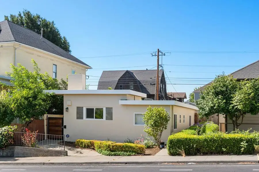 841 Georgia Street, Vallejo, CA 94590 - #2