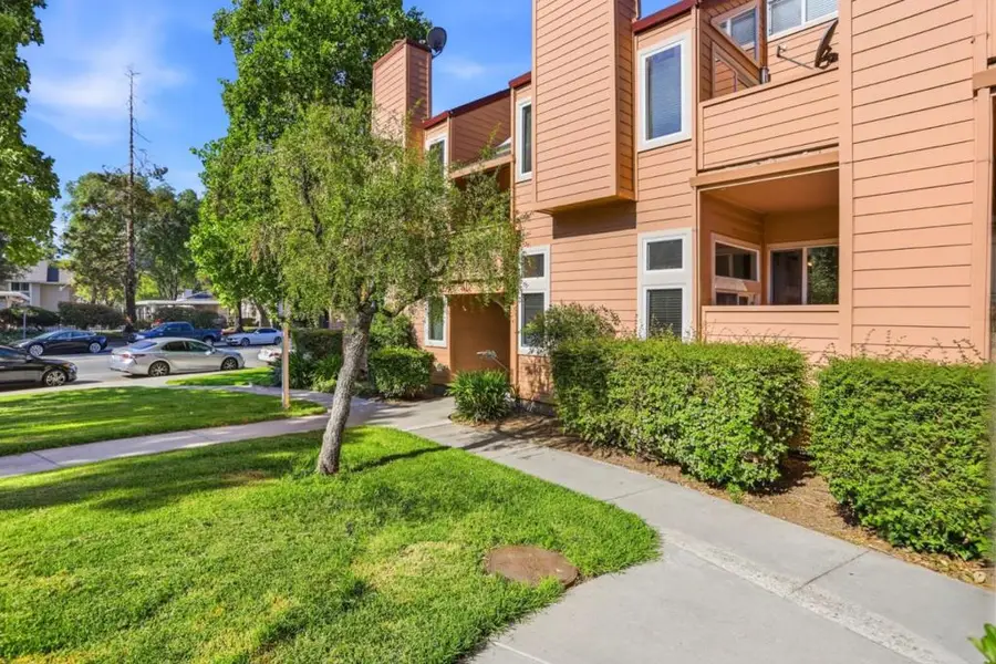 5392 Borneo Circle, San Jose, CA 95123 - #3