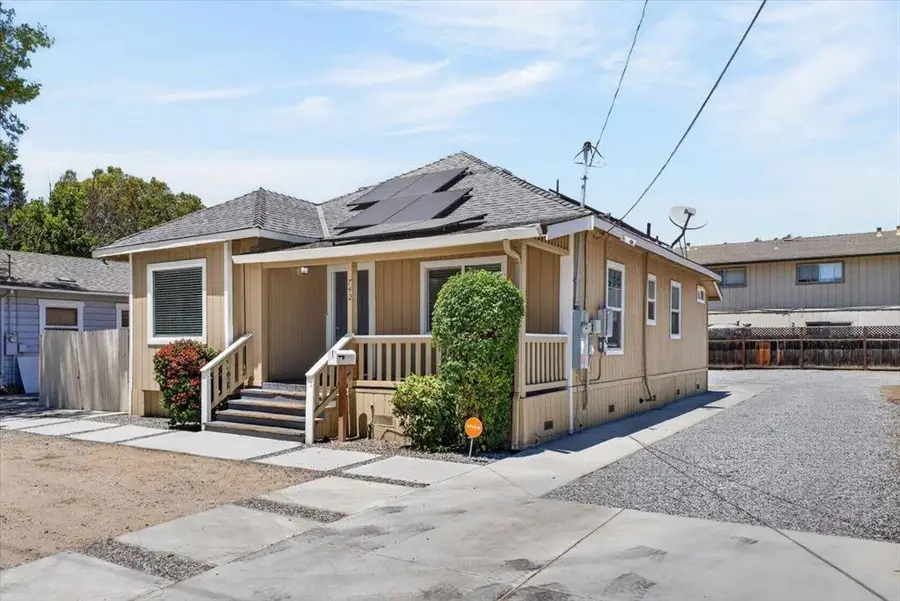 742 4th Street, Hollister, CA 95023 - #2