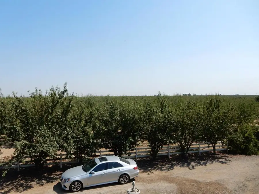 7861 Whitworth Road, Gustine, CA 95322 - #3