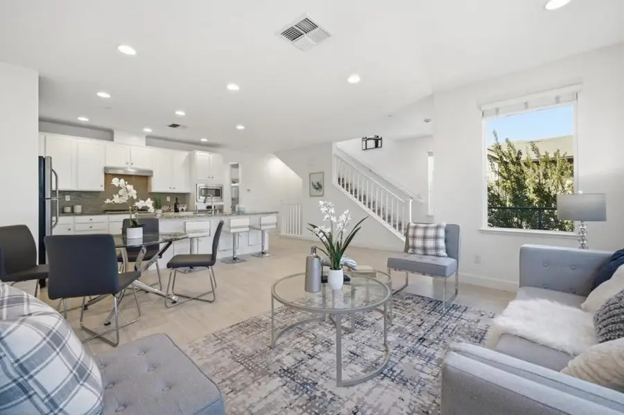 516 Palmer Avenue, Hayward, CA 94541 - #2