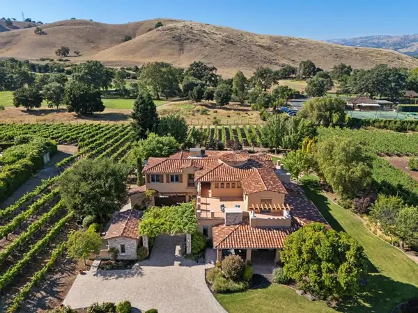1295 Lions Peak Lane, San Martin, CA 95046