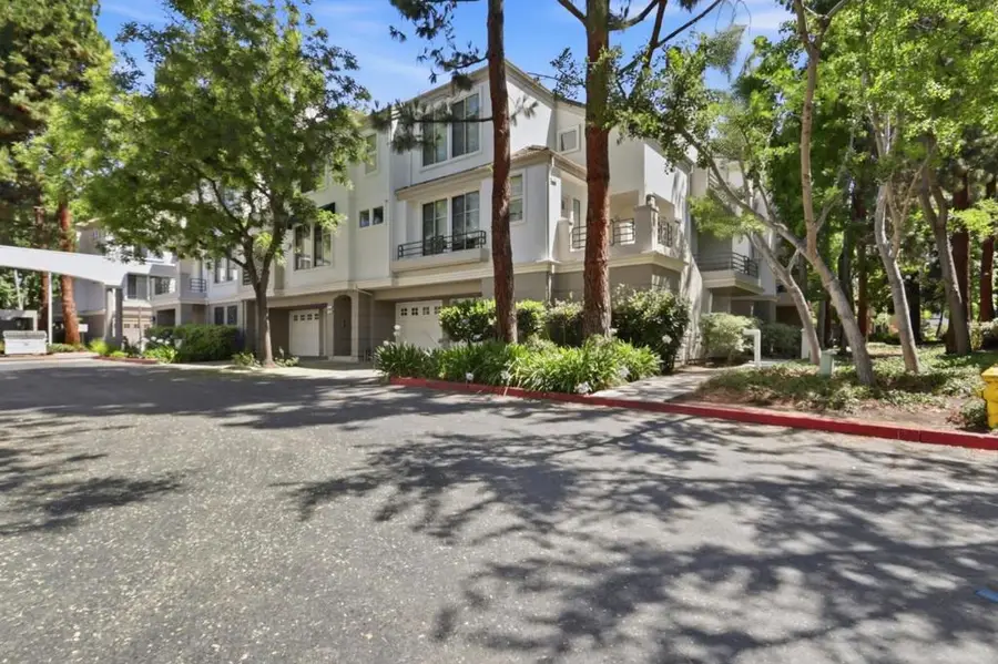 410 Milan Drive #220, San Jose, CA 95134 - #3
