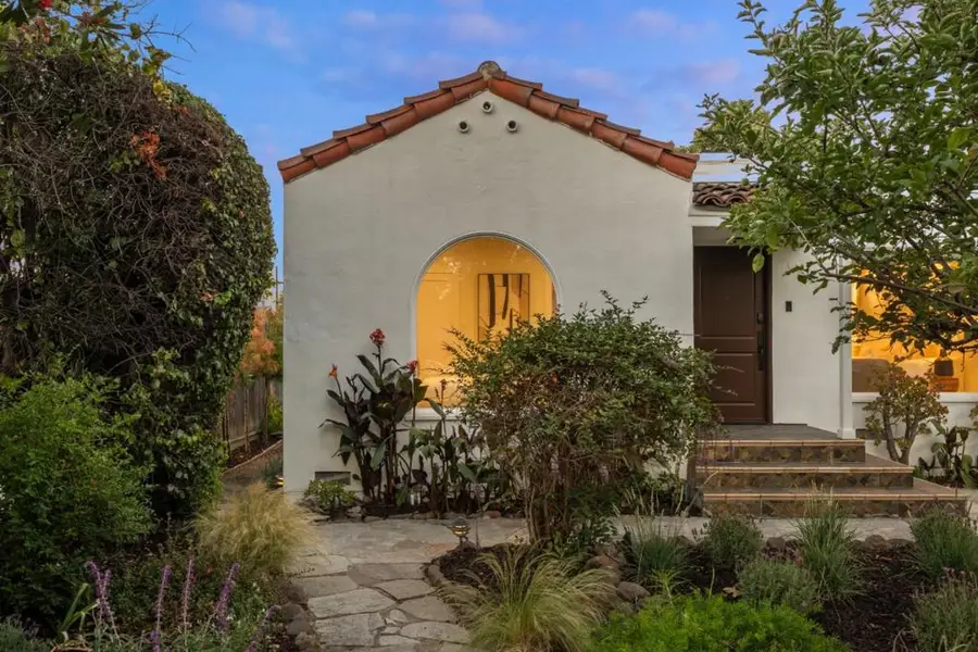 1040 Haven Avenue, Redwood City, CA 94063 - #2