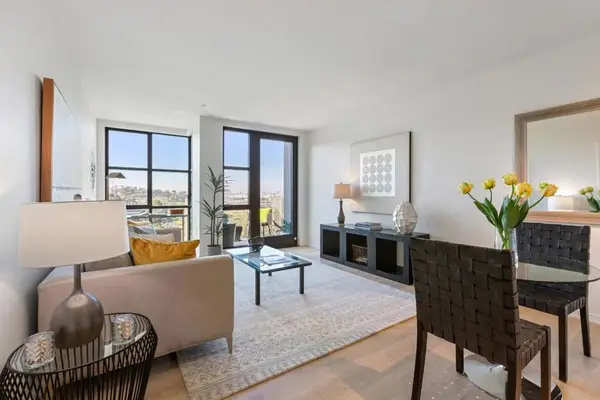 451 Donahue Street #407, San Francisco, CA 94124