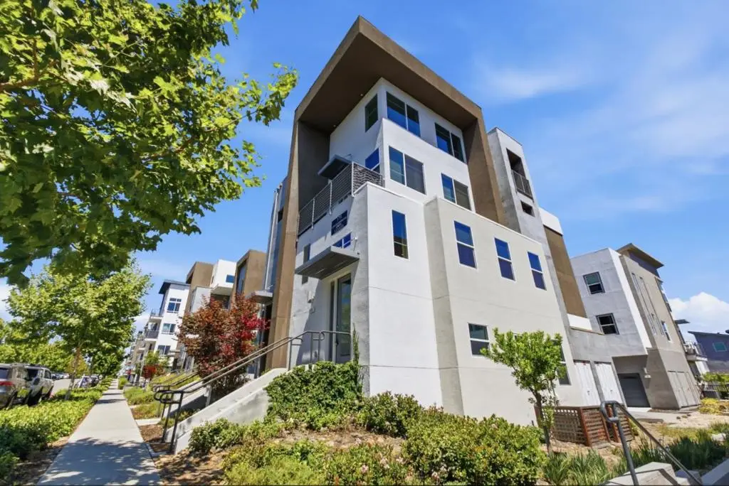 179 Llano De Los Robles Avenue #1, San Jose, CA 95136 - #1