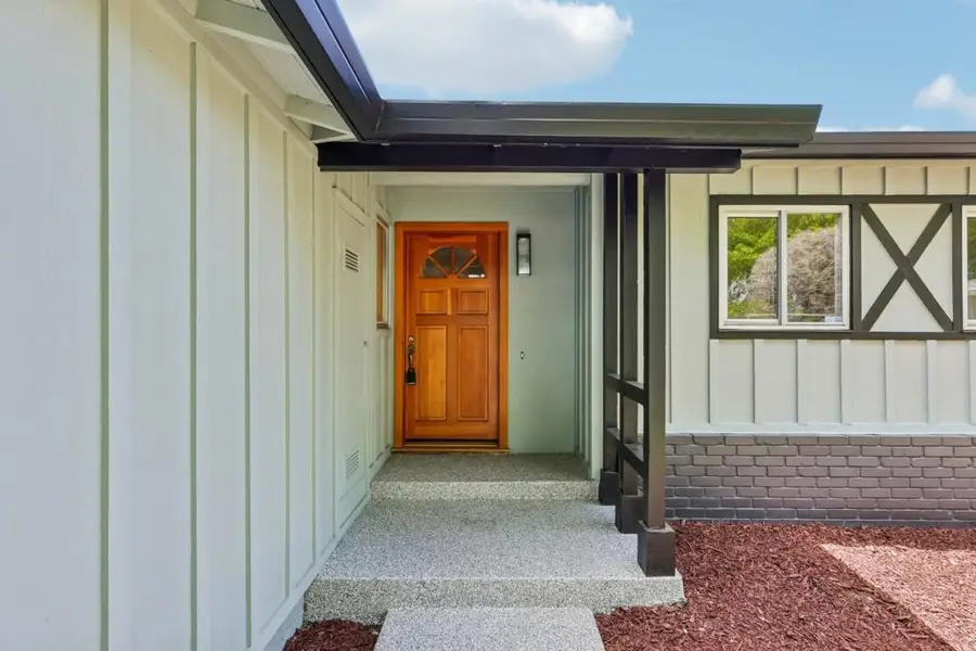 568 Leona Lane, Mountain View, CA 94040 - #2
