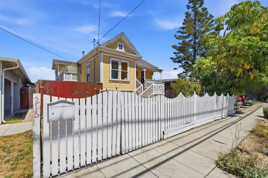 216 N 25th Street, San Jose, CA 95116 - #3
