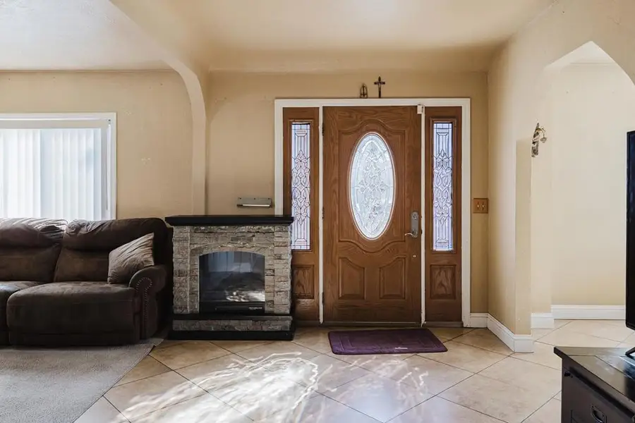 15 Rincon Avenue, Salinas, CA 93905 - #3