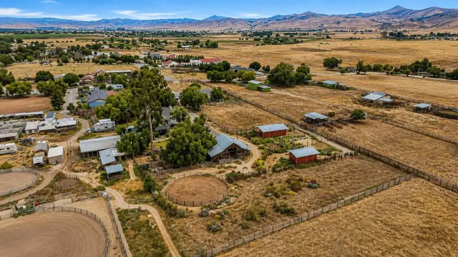 433 Mansfield Road, Hollister, CA 95023 - #3