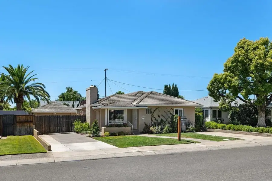 729 S Pleasant Avenue, Lodi, CA 95240 - #2