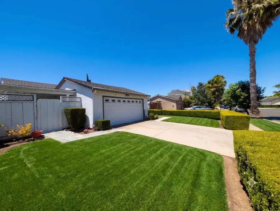 1834 Macduee Way, San Jose, CA 95121 - #2