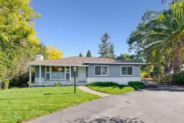 2139 Alameda De Las Pulgas, Redwood City, CA 94061