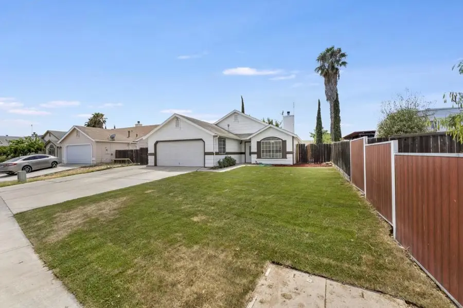 527 Park Warren Drive, Los Banos, CA 93635 - #2