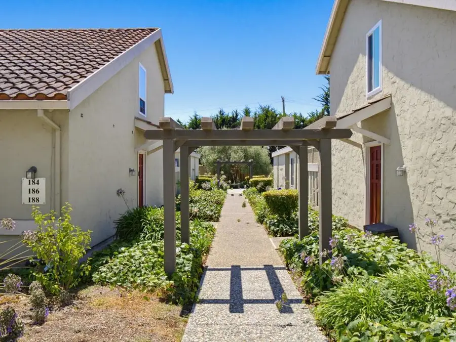 186 Crestview Court, Watsonville, CA 95076 - #2