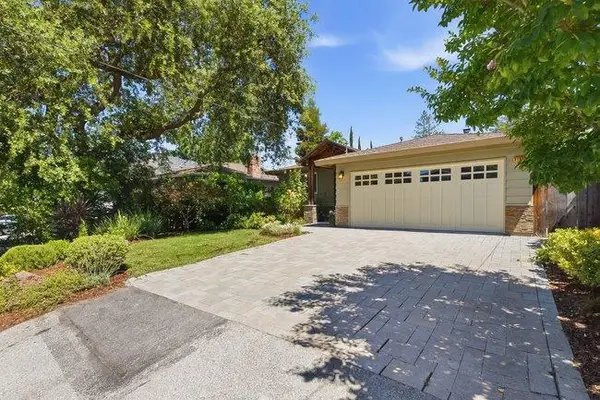 2155 Sterling Avenue, Menlo Park, CA 94025