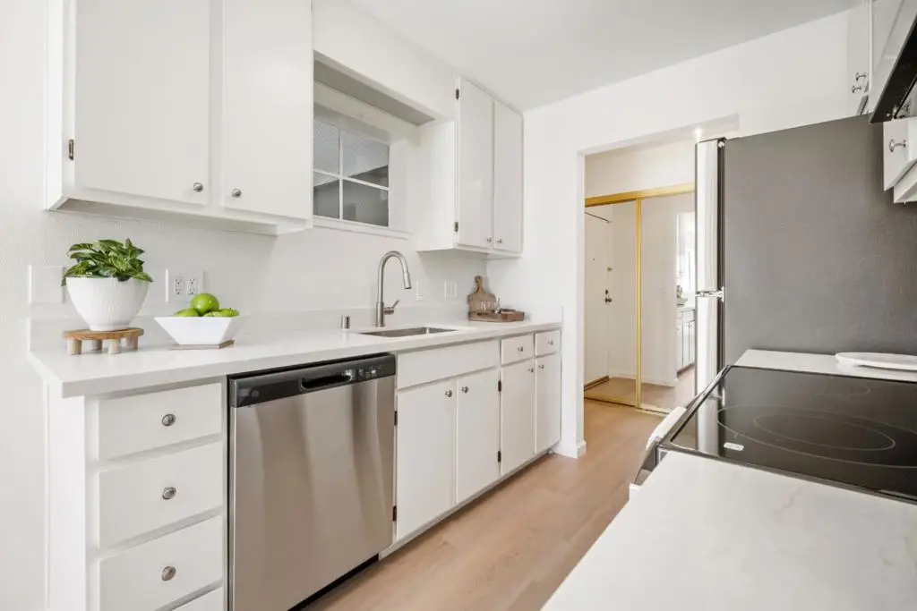 466 Pine Avenue, Half Moon Bay, CA 94019 - #1