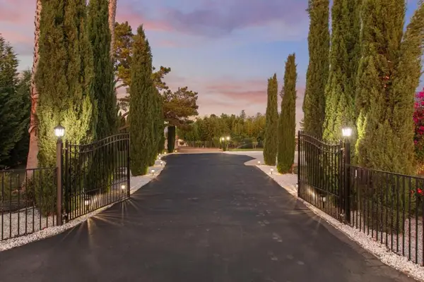 433 Briggs Road, Hollister, CA 95023
