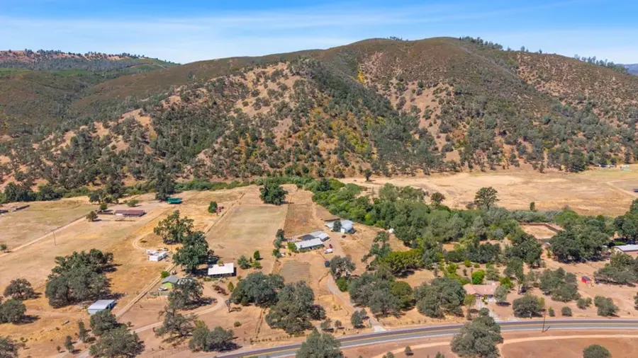 1633 New Long Valley Road, Clearlake Oaks, CA 95423 - #3