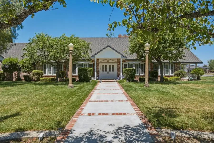2020 Sunset Drive, Hollister, CA 95023 - #2