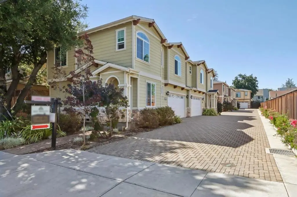 182 Redding Road, Campbell, CA 95008 - #1