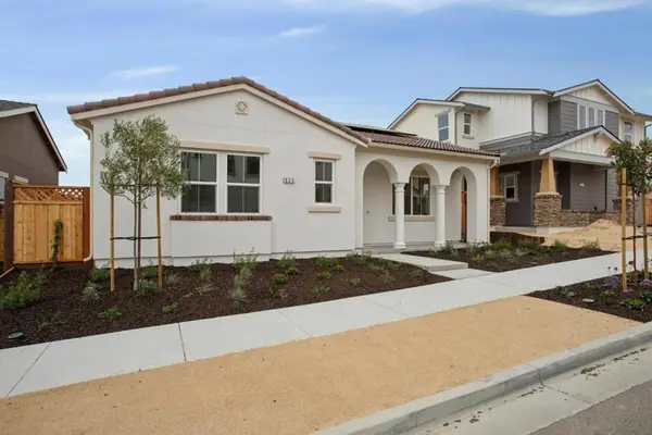 623 Santa Lucia Way, Marina, CA 93933