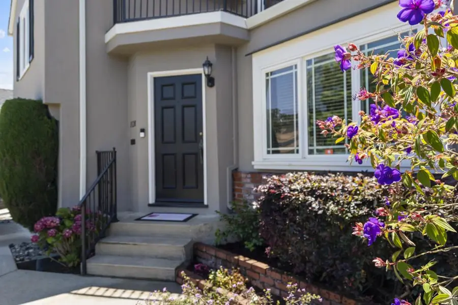 1128 Hawthorne Drive, San Mateo, CA 94402 - #3