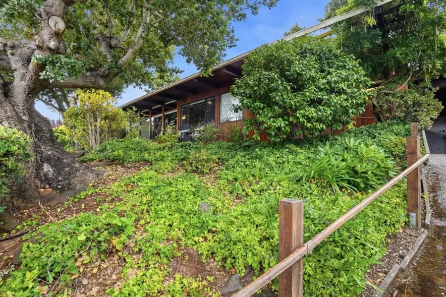 18 Hillbarn Court, San Mateo, CA 94403 - #3