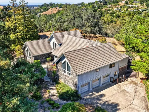 13204 Wright Way, Los Altos Hills, CA 94022