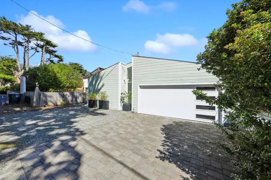 1161 Tamarind Street, Montara, CA 94037 - #3