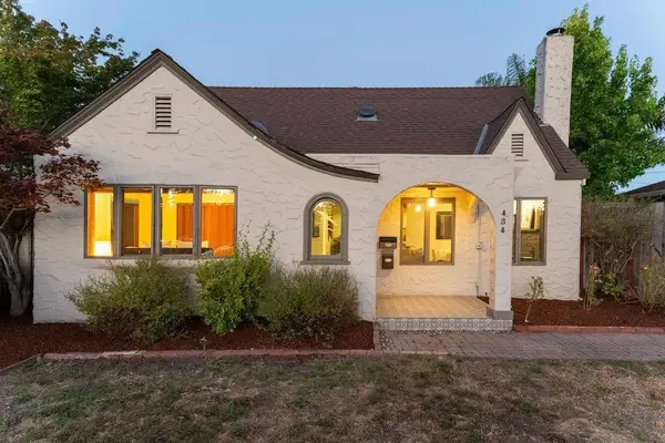 434 Morrissey Boulevard, Santa Cruz, CA 95062