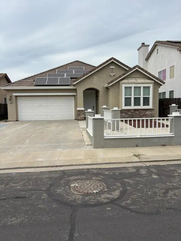 1243 Laurel Park Circle, Manteca, CA 95337