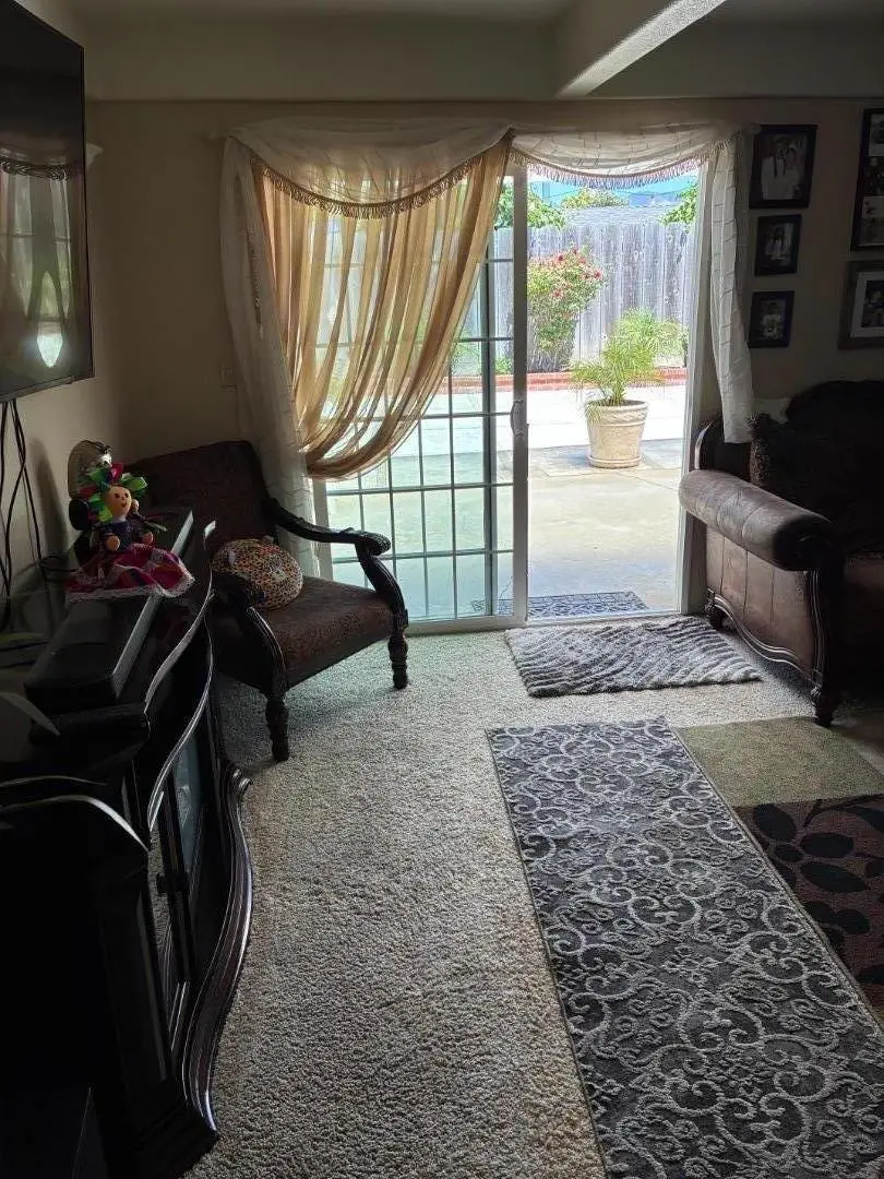 747 Pino Way, Salinas, CA 93905 - #3