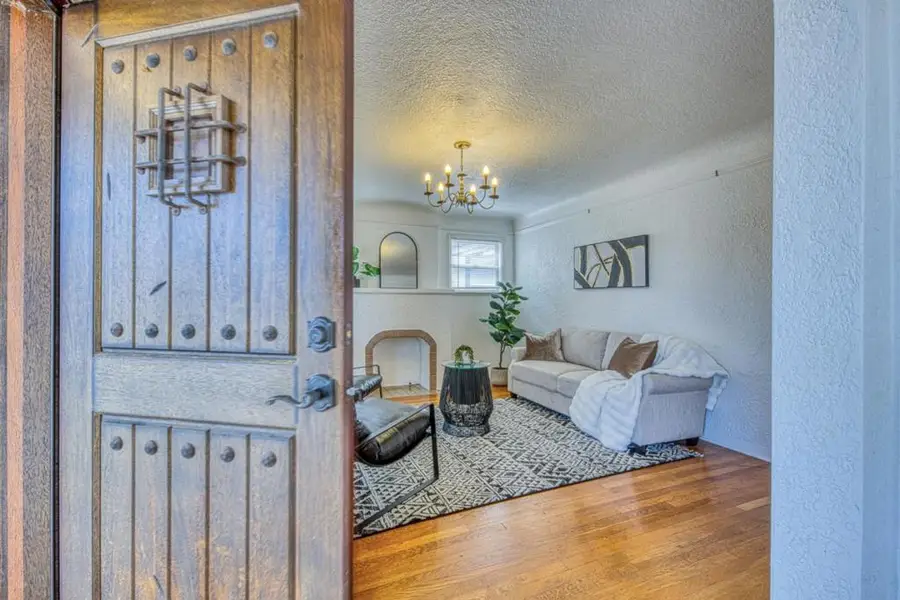 338 Alexander Street, Salinas, CA 93901 - #3