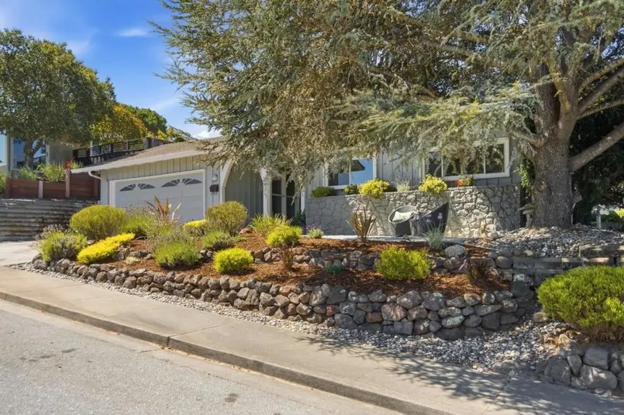 13 Del Rey Court, San Carlos, CA 94070 - #2
