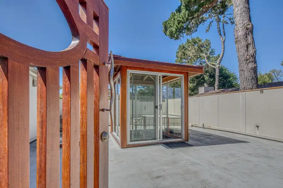 1104 Austin Avenue, Pacific Grove, CA 93950 - #2