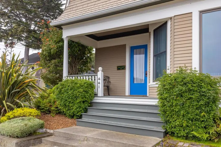 441 Pine Avenue, Pacific Grove, CA 93950 - #2