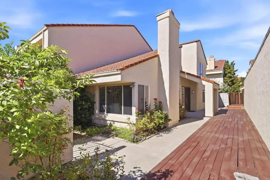 26 Lido Circle, Redwood City, CA 94065 - #2