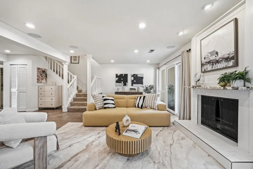 19124 Vineyard Lane, Saratoga, CA 95070 - #1