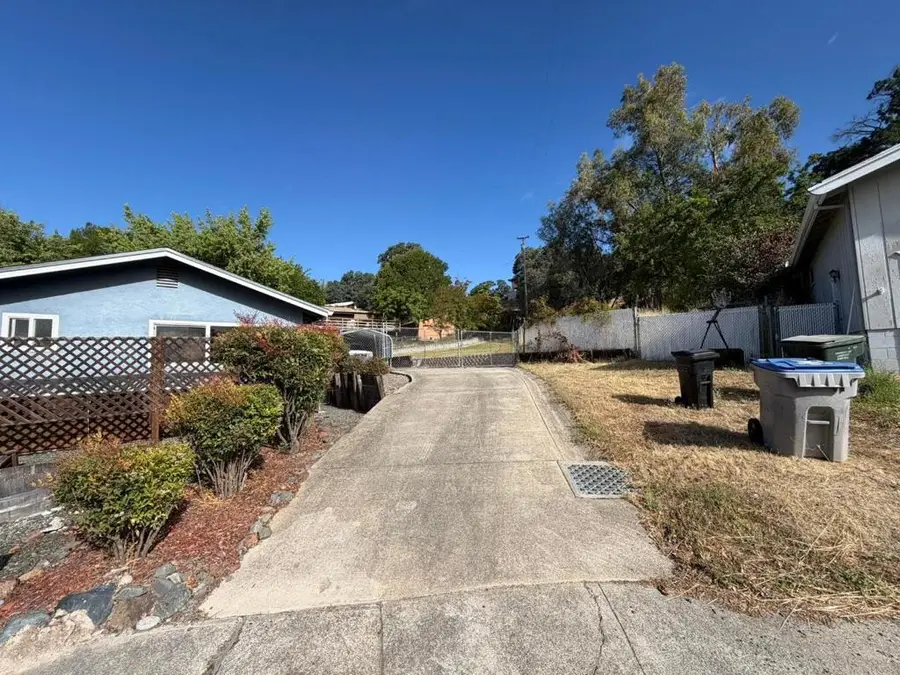 1625 Palm Drive, Lakeport, CA 95453 - #2
