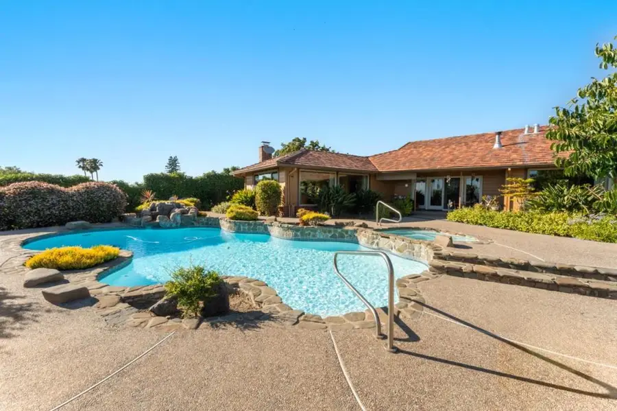11081 Enchanto Vista Drive, San Jose, CA 95127 - #3